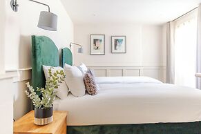 Grove House Hotel