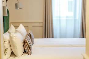 Grove House Hotel