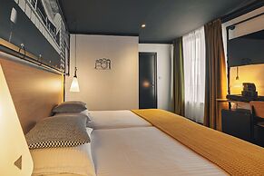 Zoom Hotel