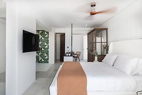Porto Mykonos Hotel