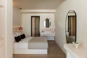 Porto Mykonos Hotel