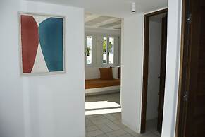Porto Mykonos Hotel