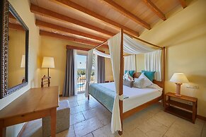Pula Suites Boutique Resort