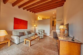 Pula Suites Boutique Resort