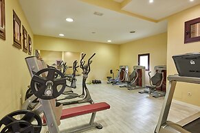 Pula Suites Boutique Resort