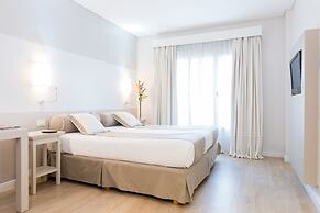 Loi Suites Recoleta Hotel