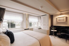 Hotel 717