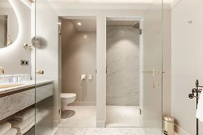 Hotel 717