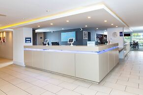 Holiday Inn Express Milton Keynes by IHG