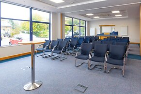 Holiday Inn Express Milton Keynes by IHG