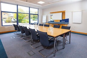 Holiday Inn Express Milton Keynes by IHG