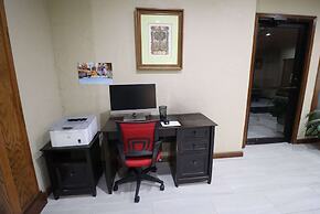 Super 8 by Wyndham Perryville