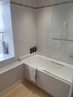 Best Western Moores Central Hotel