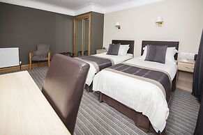 Burnett Arms Hotel