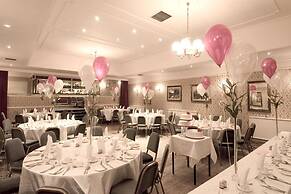 Burnett Arms Hotel