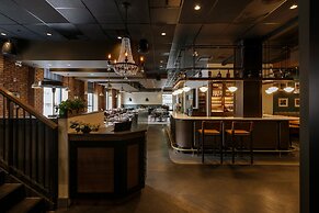 Mount Royal Hotel