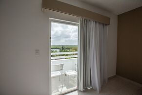 Ocean View Cancun Arenas