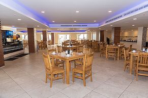 Ocean View Cancun Arenas