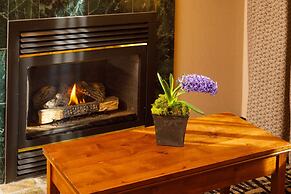 49'er Inn & Suites