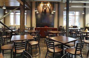 49'er Inn & Suites