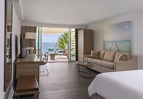 Amara Cay Resort