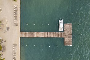 Amara Cay Resort