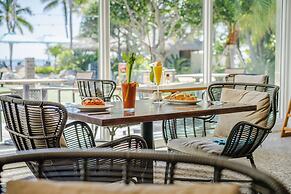 Amara Cay Resort