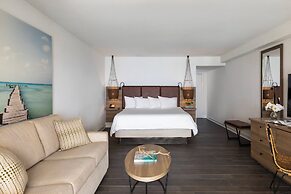 Amara Cay Resort