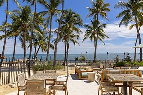 Amara Cay Resort