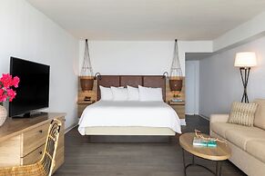 Amara Cay Resort