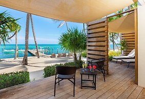 Amara Cay Resort