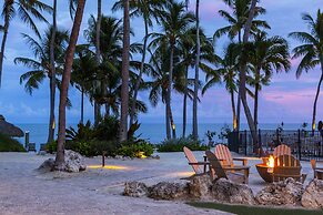 Amara Cay Resort