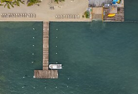 Amara Cay Resort