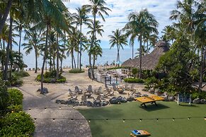 Amara Cay Resort