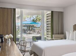 Amara Cay Resort
