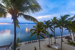 Amara Cay Resort