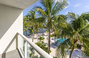Amara Cay Resort