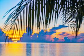 Amara Cay Resort
