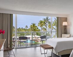 Amara Cay Resort