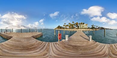 Amara Cay Resort