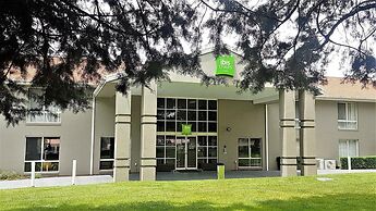 ibis Styles Canberra