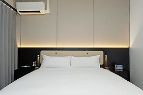 Madison Plaza Townsville