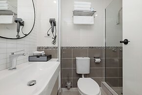 Madison Plaza Townsville