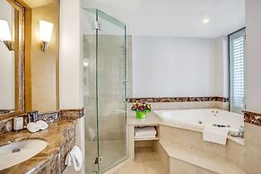 Mantra Legends Hotel