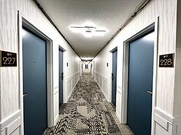 The Vic, an Ascend Collection Hotel