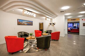 The Vic, an Ascend Collection Hotel