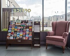 Econo Lodge By The Falls