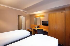 Tavistock Hotel