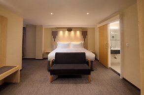 Tavistock Hotel