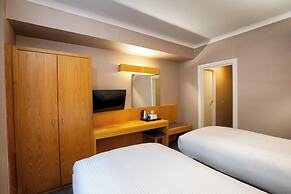 Tavistock Hotel